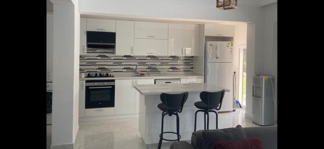 Villa Selin Ovacık Екстериор снимка