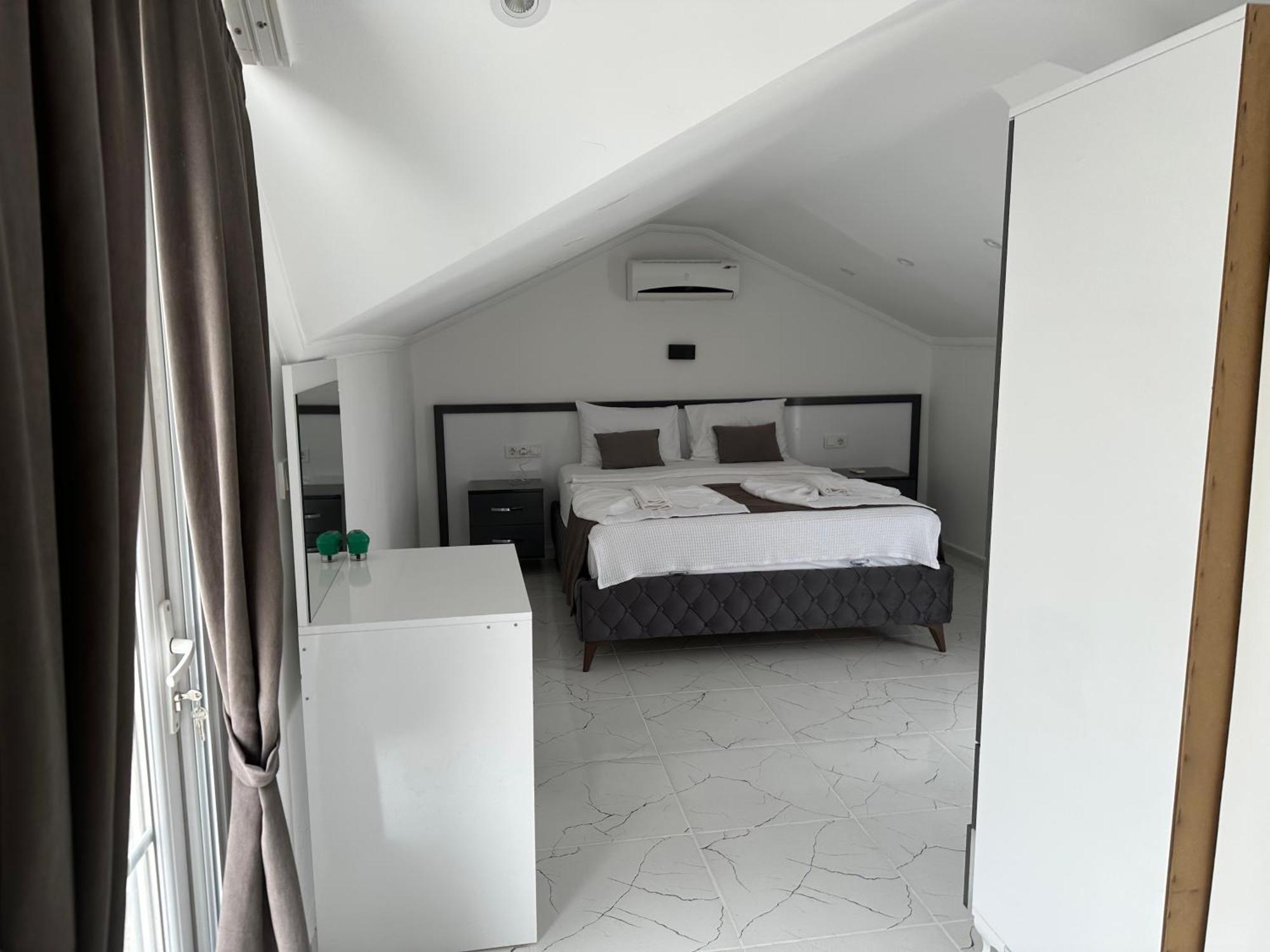 Villa Selin Ovacık Екстериор снимка